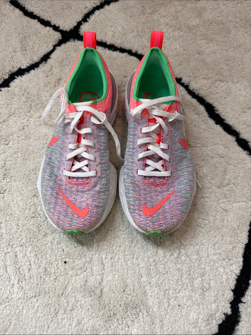 Nike Kids Multicolor Flyknit Sneakers with Neon Pink Accents